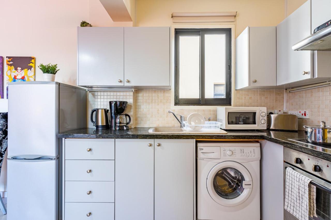 Freya 1-Bedroom Apartment In لارنكا المظهر الخارجي الصورة